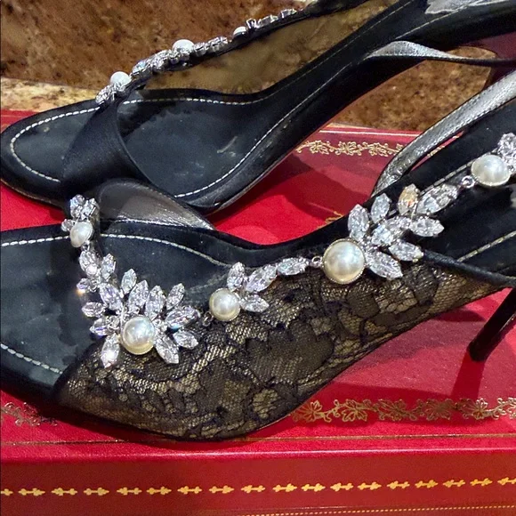 Rene Caovilla Black Heels  with Lace, Crystal and Pearl Accents Sz 40 - Picture 4 of 6
